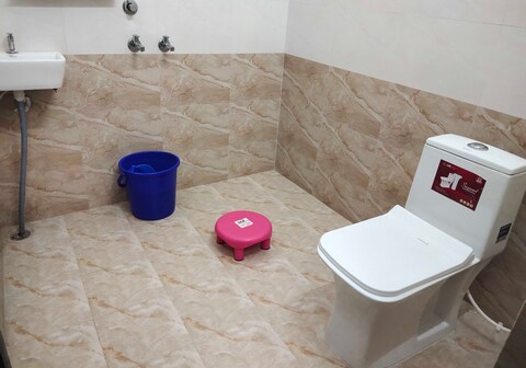 Hotel O Home Shree Radhe Radhe Garden & marriage Lawn