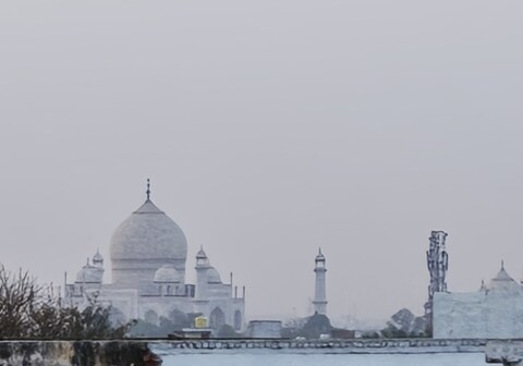 Taj Belleza Vista By Trippizo