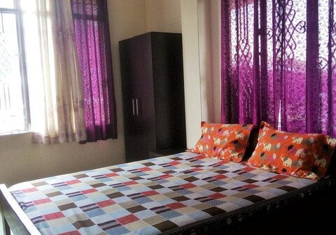 Cosy Service Apartment-3 BHK Homestay