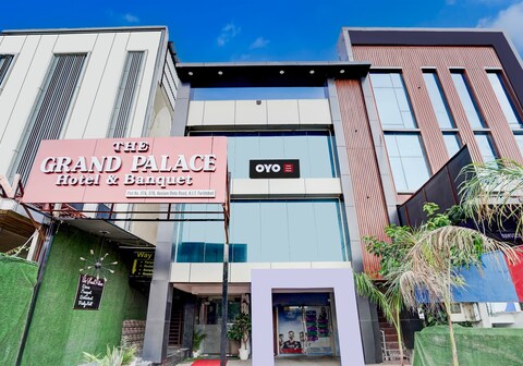 Collection O The Grand Palace Hotel & Banquet