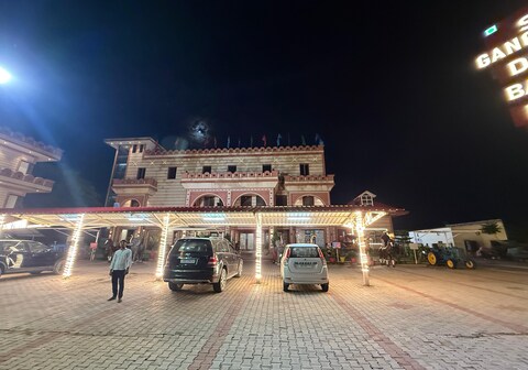 Shri Ganga Nagar Hotel & Banquet