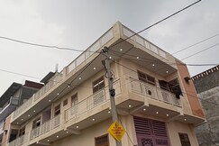 SS HOSTELS ( PG ), Lucknow SS HOSTELS ( PG ), Lucknow