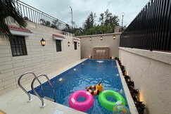 Zaid & Nida House | Entire Hill-view Villa, Mahabaleshwar Zaid & Nida House | Entire Hill-view Villa, Mahabaleshwar