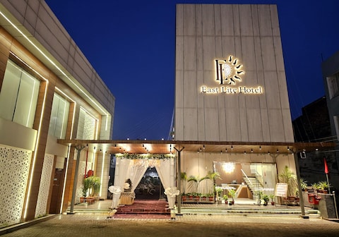 Hotel East Lite