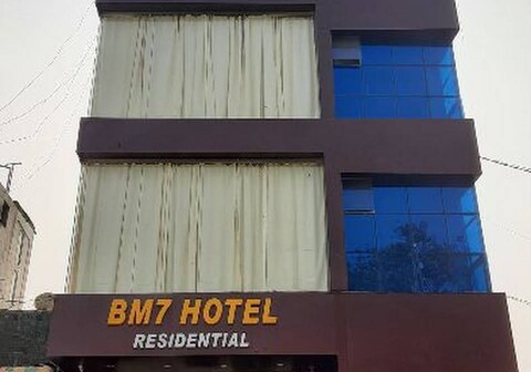 BM7 HOTEL