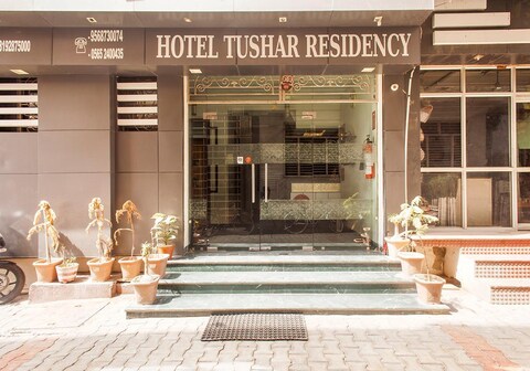 Hotel Tushar Residency