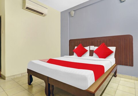 Hotel O HRR Hotels Near Paradise circle