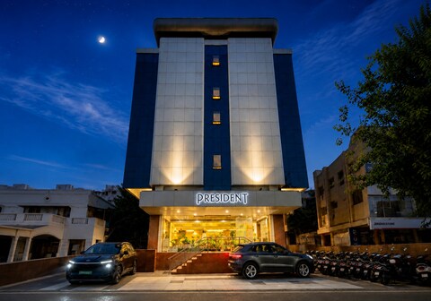 Hotel President
