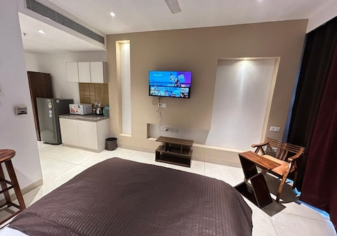 The Trenzy home Vibrant