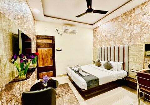 Hotel Sky International