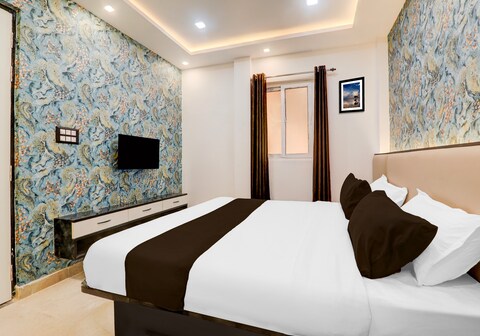 HOTEL O APPLE INN BEHIND STATE BANK OF INDIA