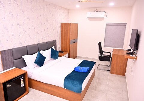 Elite hotel karimnagar