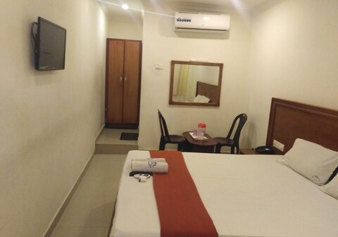 Puspak Hotel