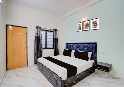 SPOT ON Hotel Royal Inn Babupet Railroad Station