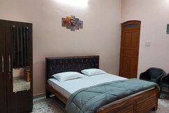 Narayan Guest House | 2BHK Apartment at Rampath, Ayodhya Narayan Guest House | 2BHK Apartment at Rampath, Ayodhya