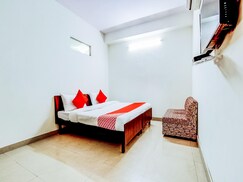 OYO Flagship 27968 Vishwakarma Palace, Delhi OYO Flagship 27968 Vishwakarma Palace, Delhi