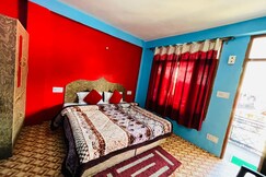 NONSTOP Cafe and Homestay, Manali NONSTOP Cafe and Homestay, Manali