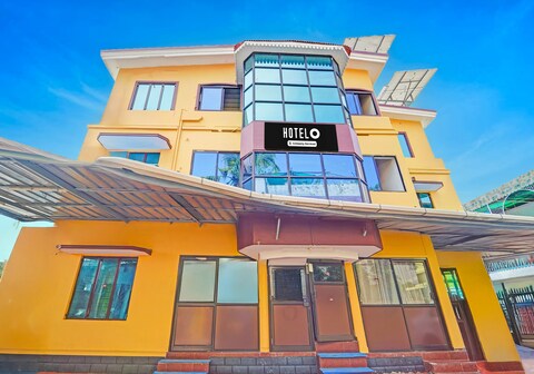 Hotel O Thammanam Kochi