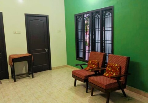 Srinivas Homestay
