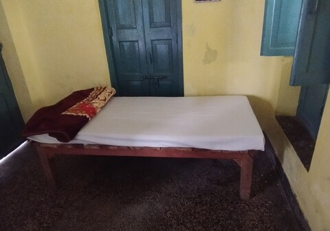 Sri Viswanatham Guest House