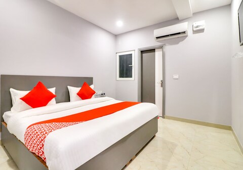 Collection O Preet Vihar Metro Station Formerly Hotel Dream Palace