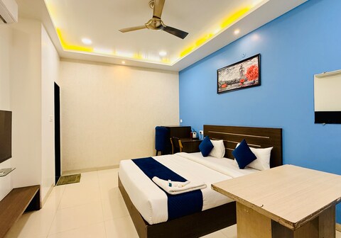 Hotel Aarambh