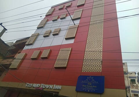 Hotel O The Mid Town Inn