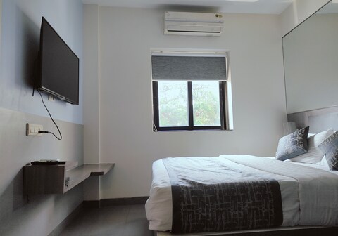 Apollo Guest House - Colaba Causeway