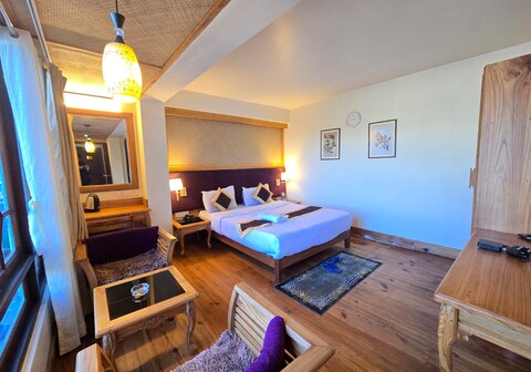 The Cloudhaus, Darjeeling