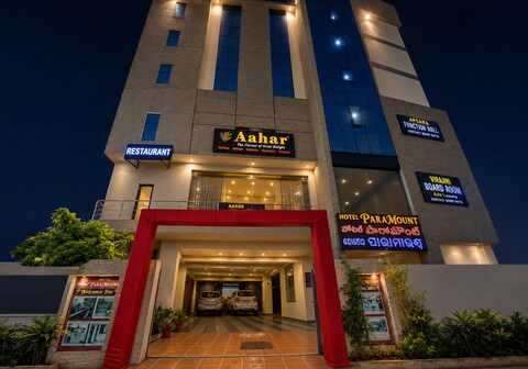 Hotel Paramount