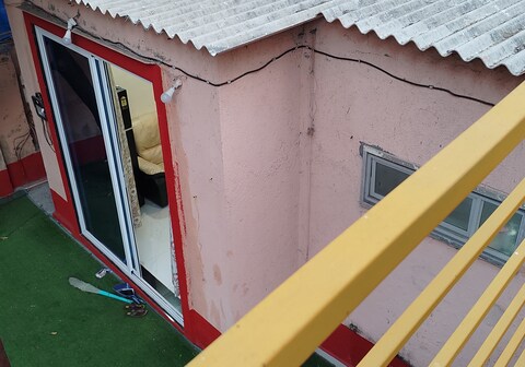 Sam s Place BnB by the beach Madh Island