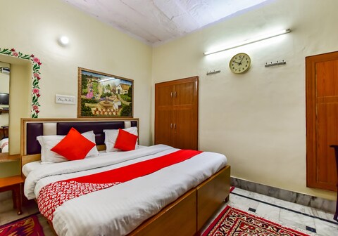 Hotel O Dev Villas Guest House