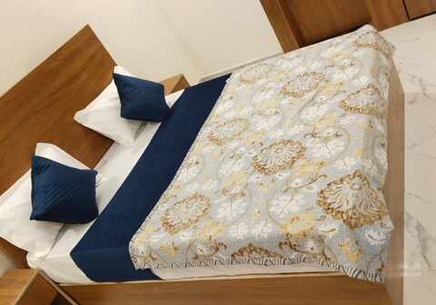 SHREE HRIDAYA BIHARI KUNJ