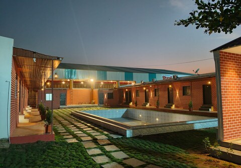 Vithai Resorts and Lodging