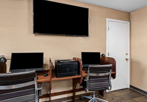 Best Western University Lodge