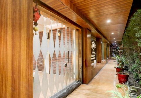 J.D HOTEL