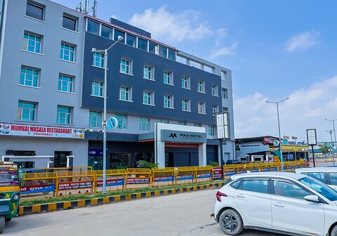 Max Hotels Prayagraj