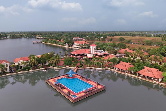 Sterling Lake Palace Alleppey