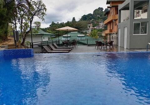 Hotel Travellers Nest Kandy