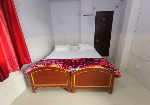 Hotel O HOME RAGHAV HOMESTAY