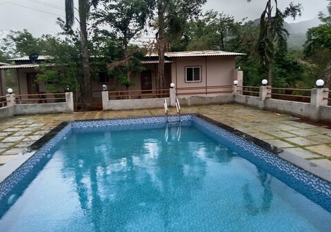 Riverside 4 Bedroom Hall AC Villa with Private Pool