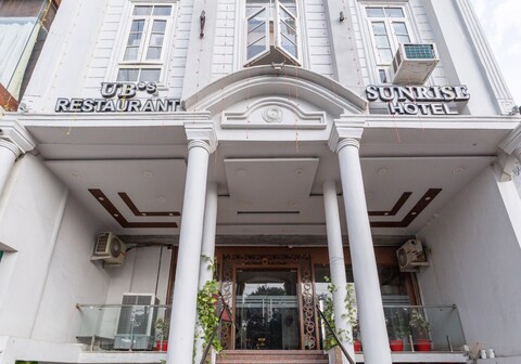 Sunrise Hotel