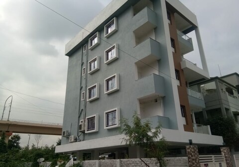 Mishra Homestay Apartment| Rooms & Caretaker