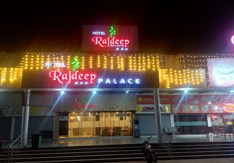 Rajdeep Hotel Chotila