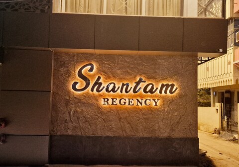 Hotel Shantam Regency