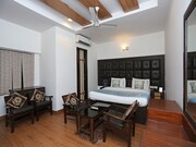 OYO 526 Hotel Mayesha Inn, Delhi OYO 526 Hotel Mayesha Inn, Delhi