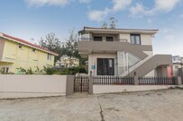 OYO 23507 Home Premium 2-BHK Cottage Hollywood Hil, Ooty OYO 23507 Home Premium 2-BHK Cottage Hollywood Hil, Ooty