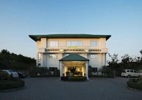 The Manor Kashipur By Leisure Hotels | 5 Minutes drive from IIM Kashipur