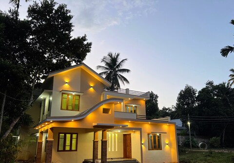 HS Villa-varkala