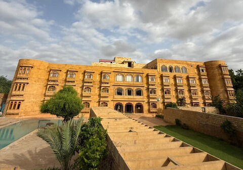 Hotel Golden Haveli